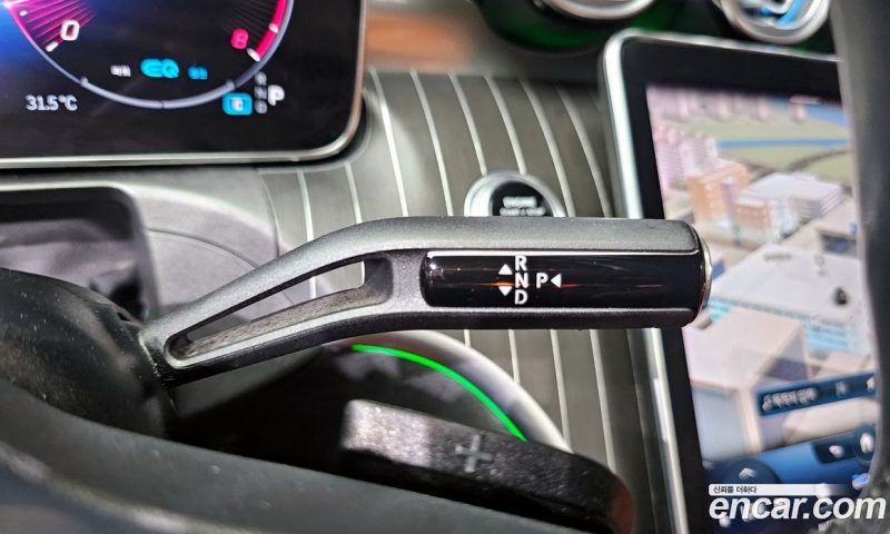 Mercedes Benz C-Class C200 4MATIC Avantgarde