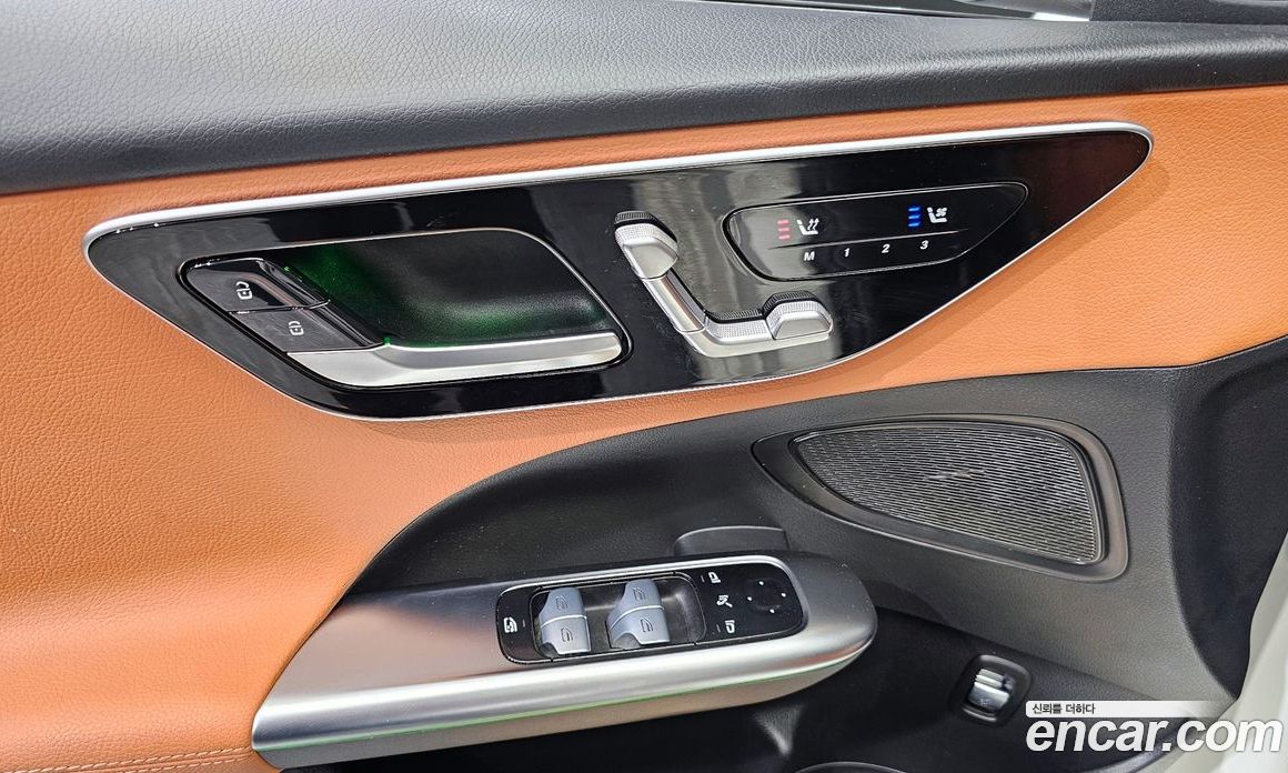 Mercedes Benz C-Class C200 4MATIC Avantgarde