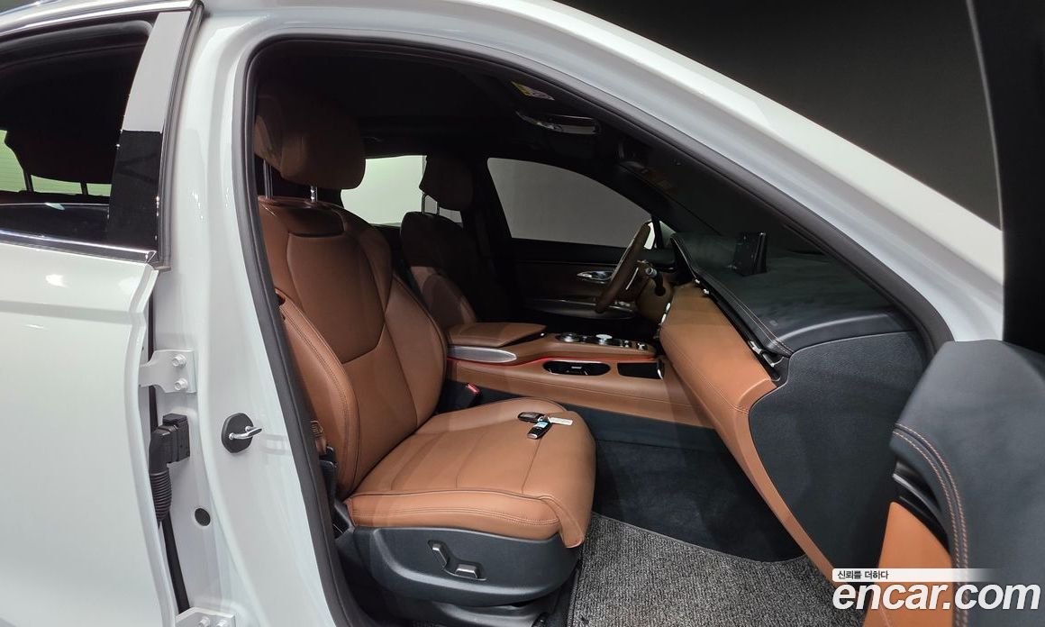 Genesis GV70 2.5T Gasoline AWD