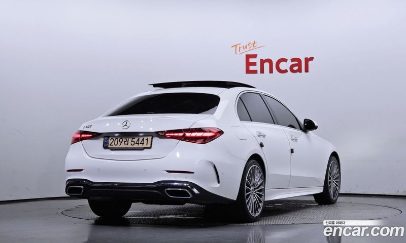 Mercedes Benz C-Class C300 AMG Line