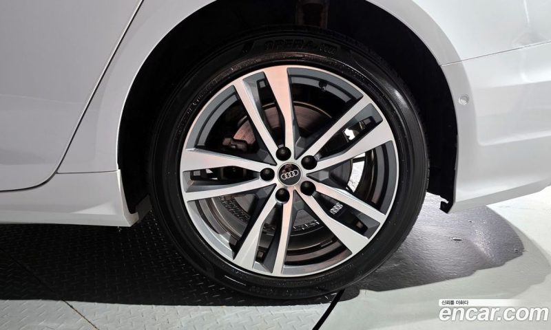 Audi A6 45 TFSI Premium