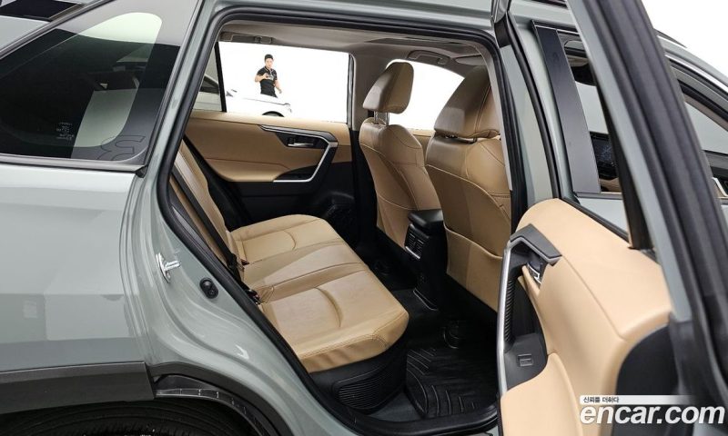 Toyota RAV4 2.5 2WD Hybrid
