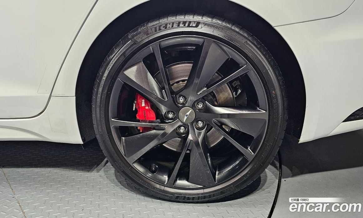 Genesis G70 Gasoline 2.0T 4WD