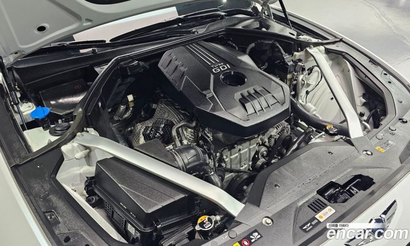 Genesis G70 Gasoline 2.0T 4WD