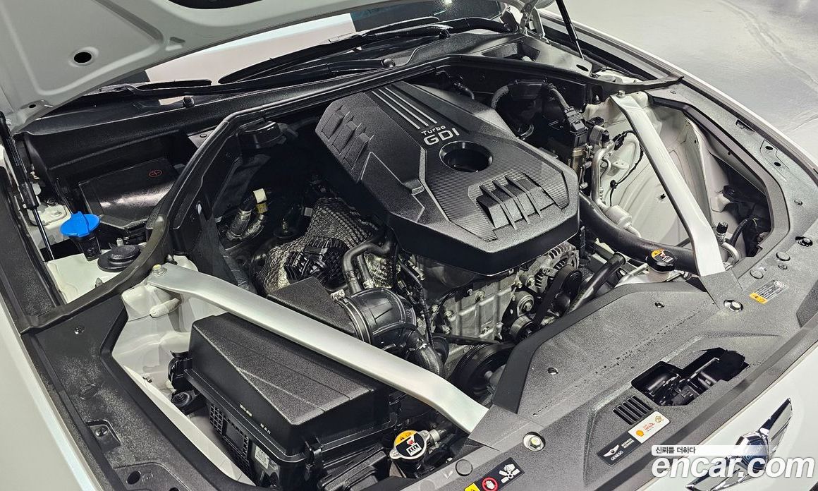 Genesis G70 Gasoline 2.0T 4WD