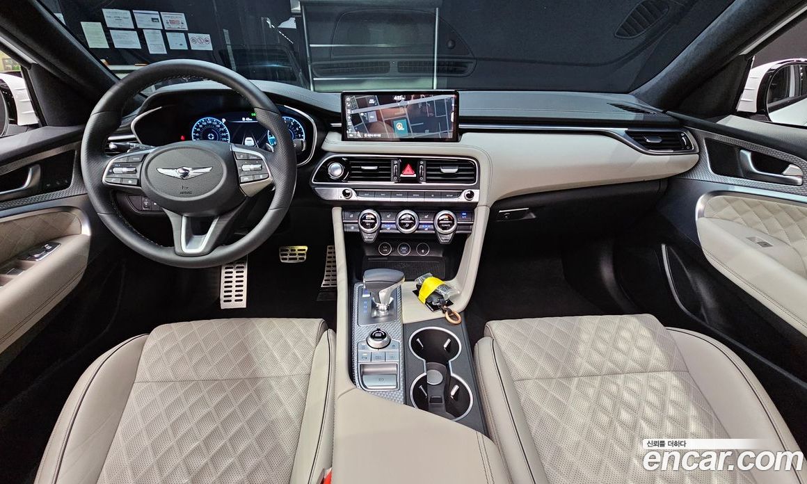 Genesis G70 Gasoline 2.0T 4WD