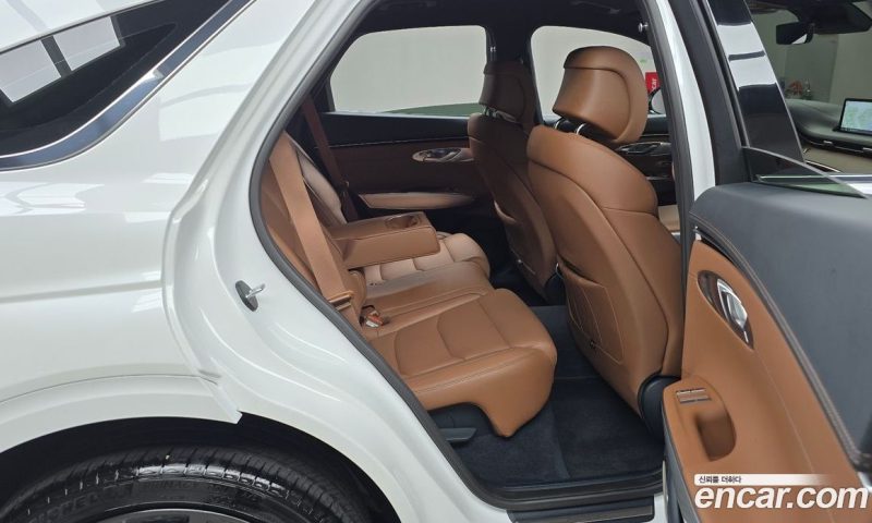 Genesis GV70 2.5T Gasoline 2WD