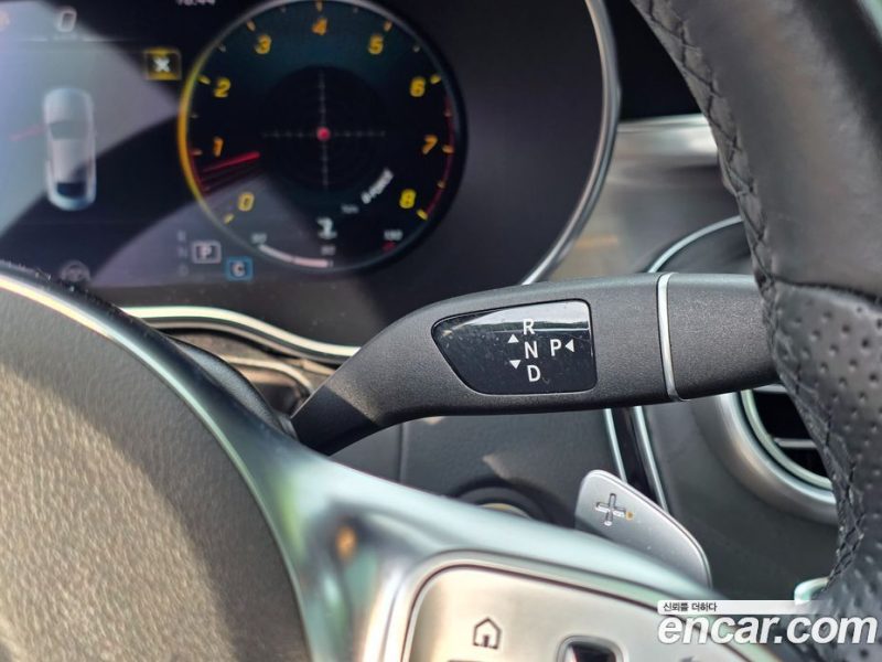 Mercedes Benz C-Class C200 Coupe