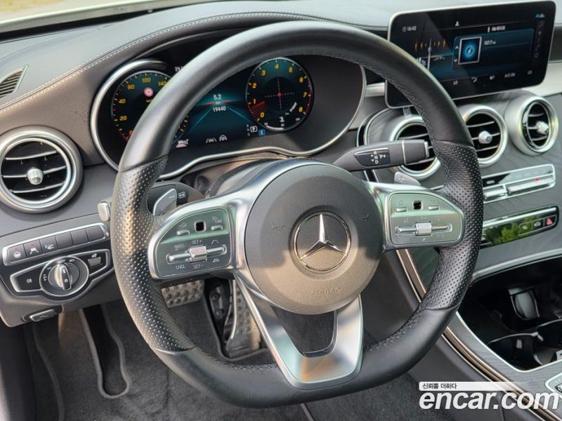 Mercedes Benz C-Class C200 Coupe