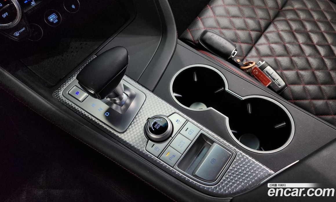 Genesis G70 Gasoline 2.0T 4WD