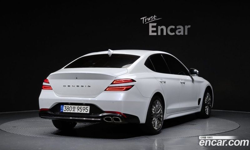 Genesis G70 Gasoline 2.0T 2WD