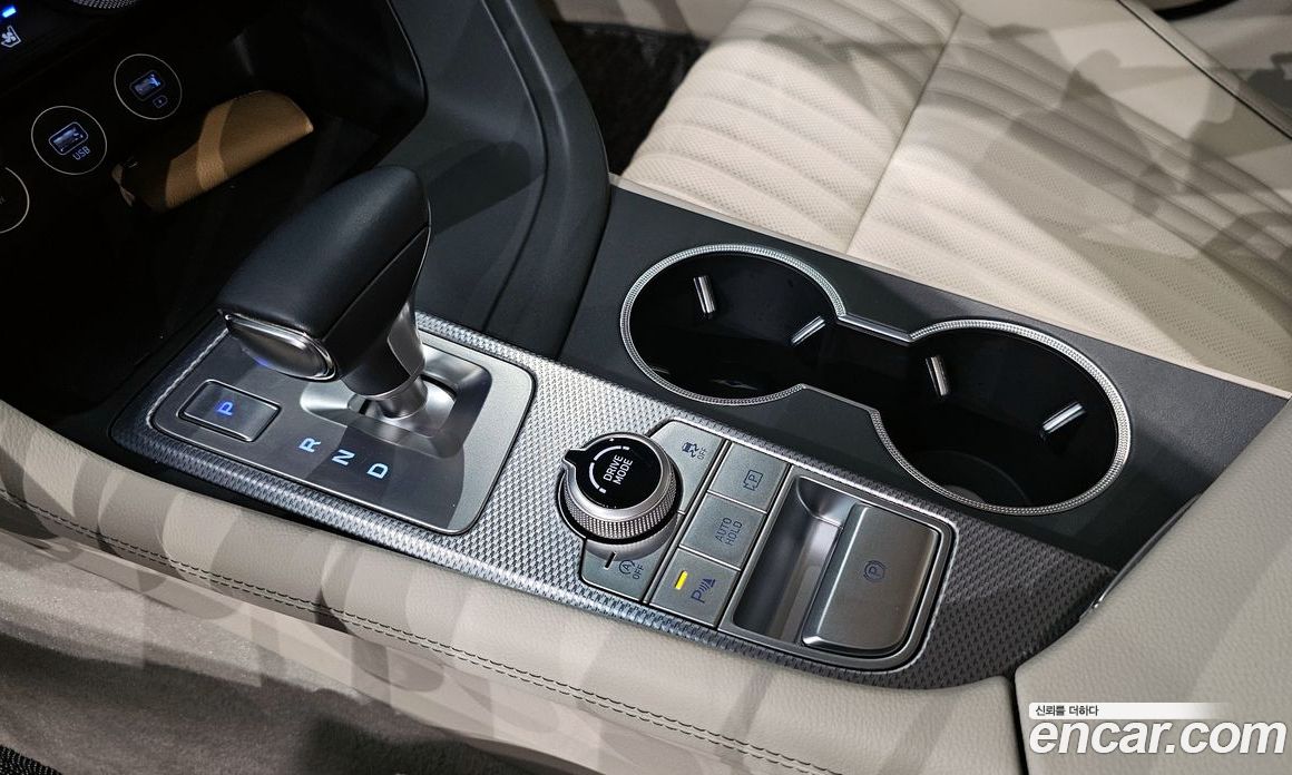 Genesis G70 Gasoline 2.0T 2WD