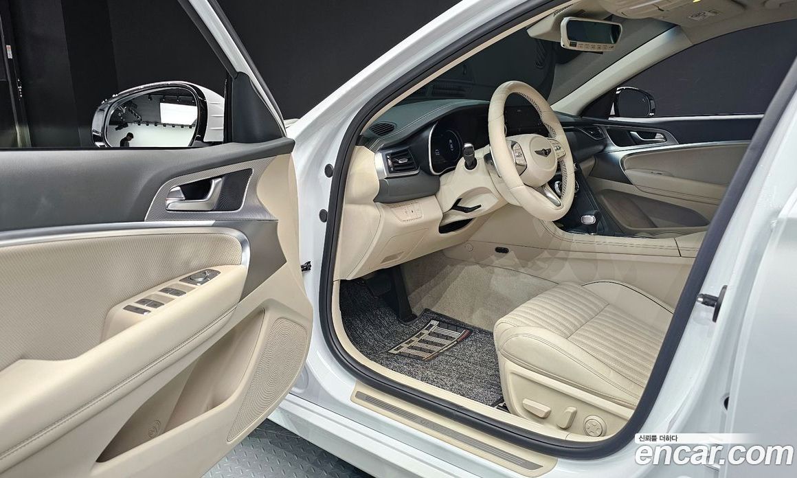 Genesis G70 Gasoline 2.0T 2WD