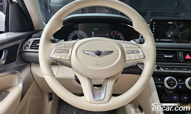 Genesis G70 Gasoline 2.0T 2WD