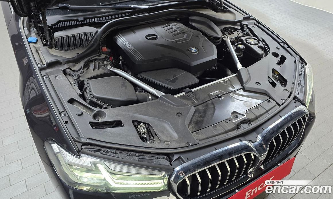 BMW 5-Series i520 M Sport