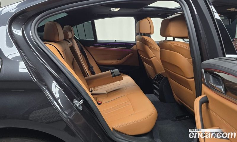 BMW 5-Series i520 M Sport