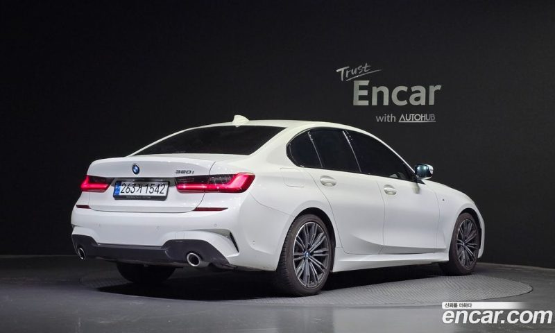 BMW 3-Series i320 M Sport