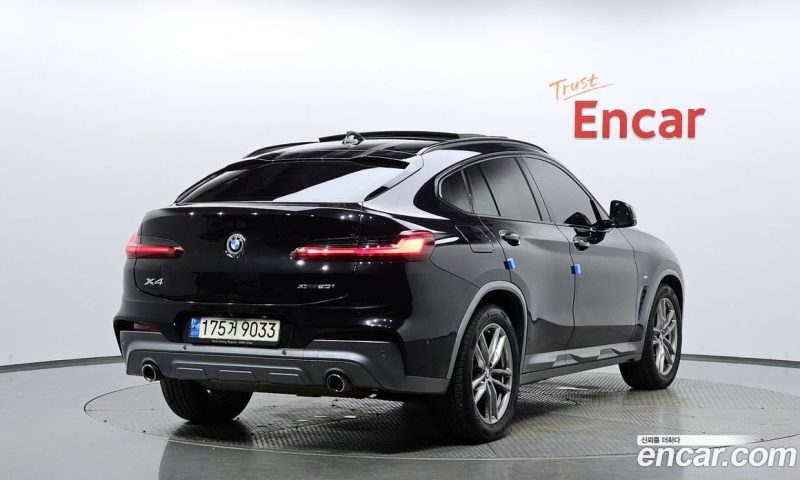 BMW X4 xDrive20i M Sports X Onlile Exclusive Edition