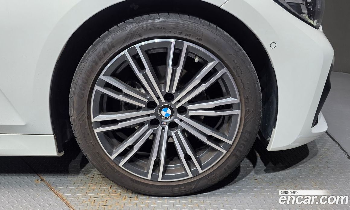 BMW 3-Series i320 M Sport