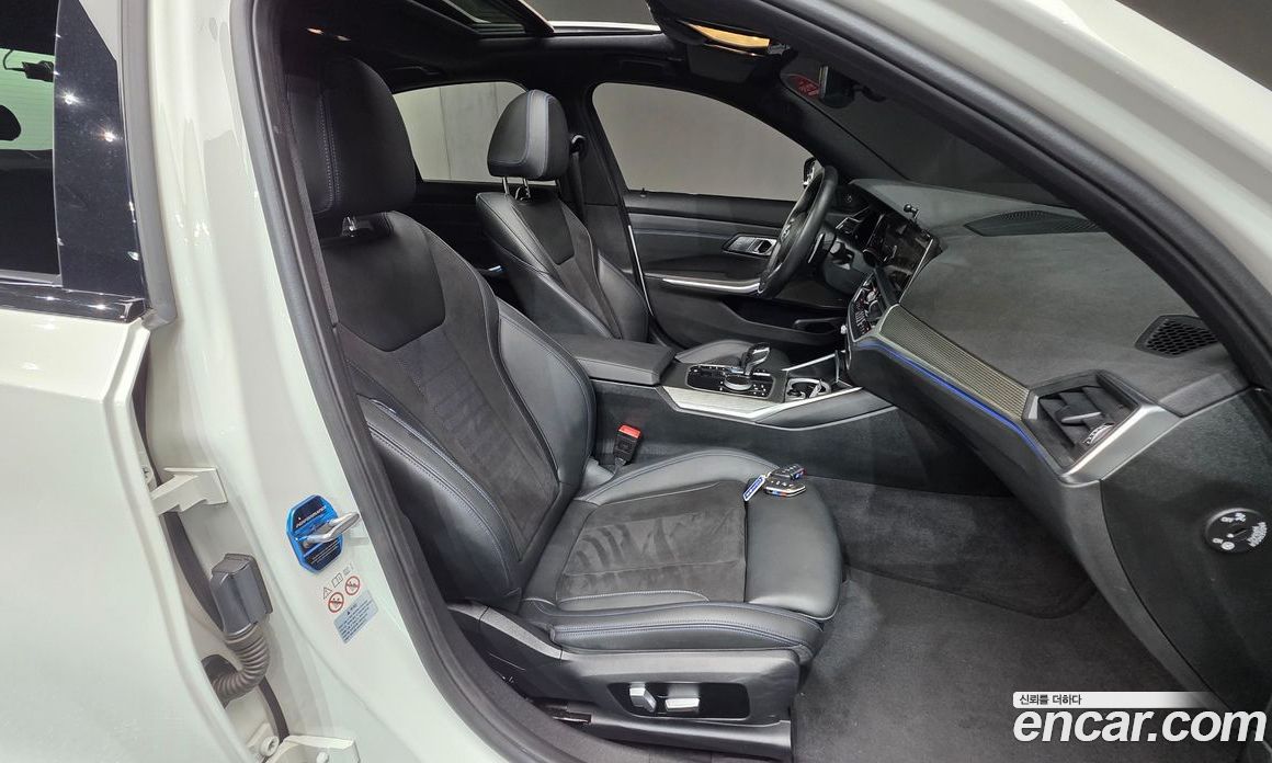 BMW 3-Series i320 M Sport