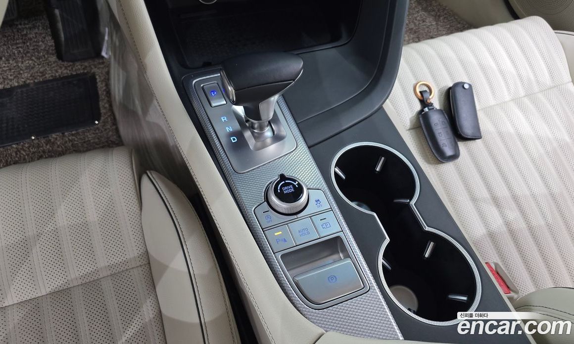 Genesis G70 Gasoline 2.0T 4WD