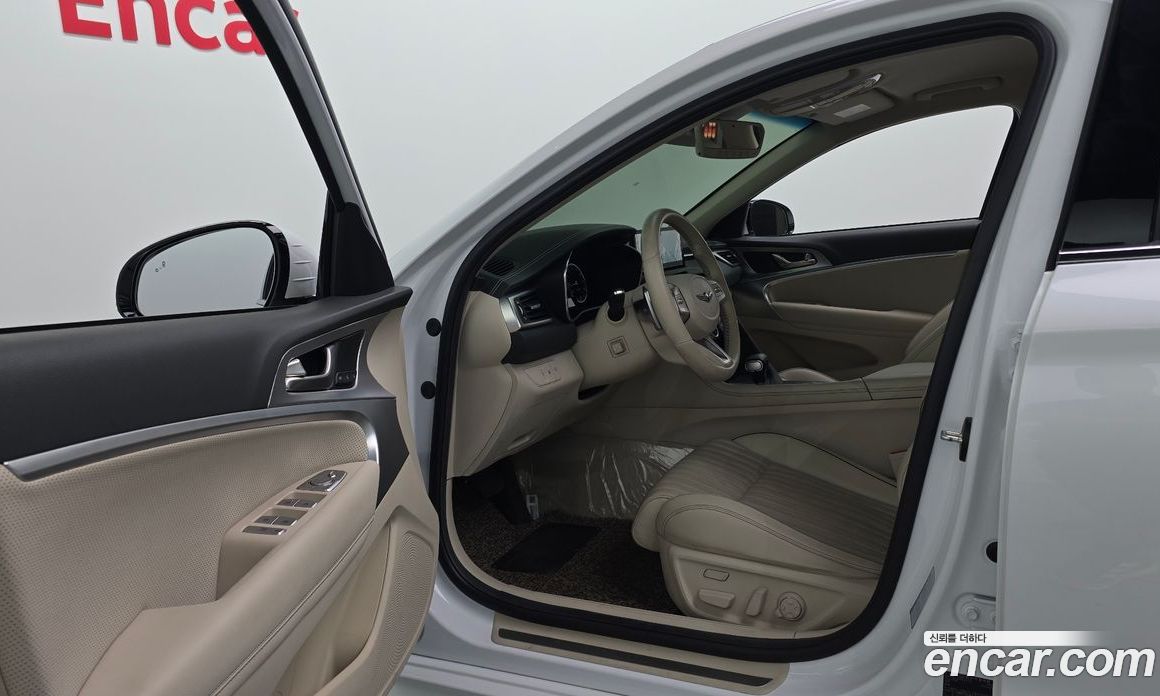 Genesis G70 Gasoline 2.0T 4WD