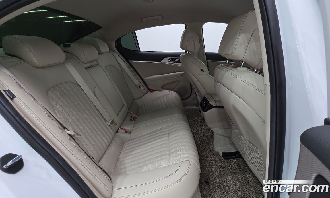 Genesis G70 Gasoline 2.0T 4WD