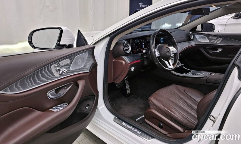 Mercedes Benz CLS-Class CLS450 4MATIC AMG Line