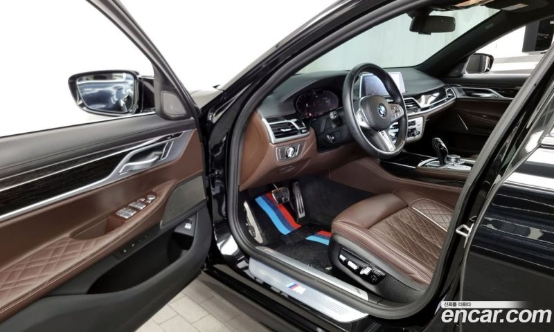 BMW 7-Series i740 M Sport