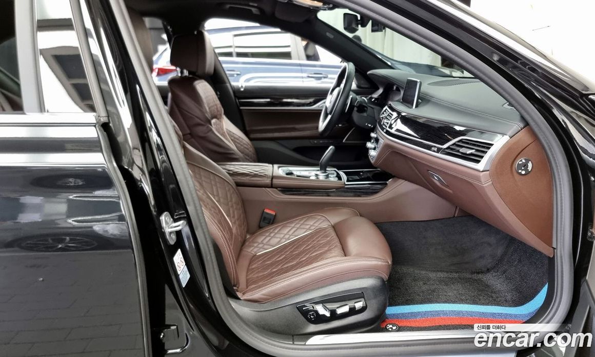 BMW 7-Series i740 M Sport
