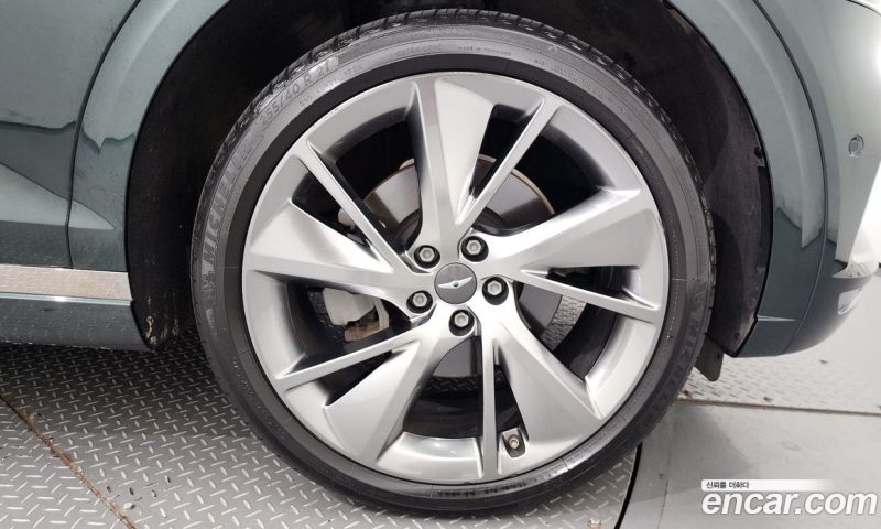 Genesis GV70 2.5T Gasoline AWD