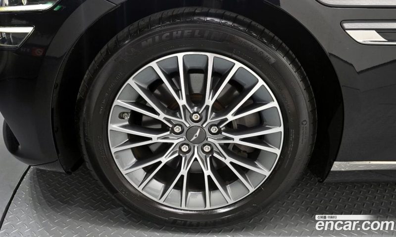 Genesis G80 Gasoline 2.5 Turbo 2WD