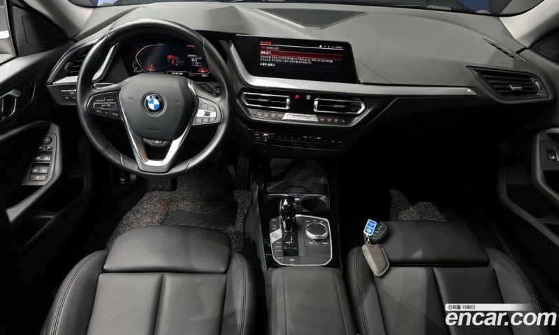 BMW 2-Series i220 Advantage