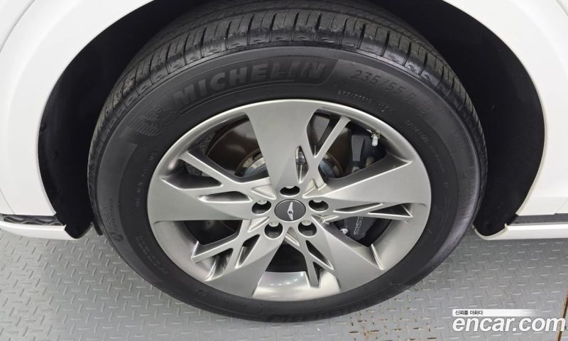 Genesis GV70 2.5T Gasoline AWD