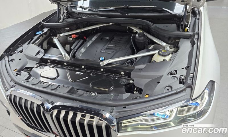 BMW X7 xDrive i40 M Sport 6STR