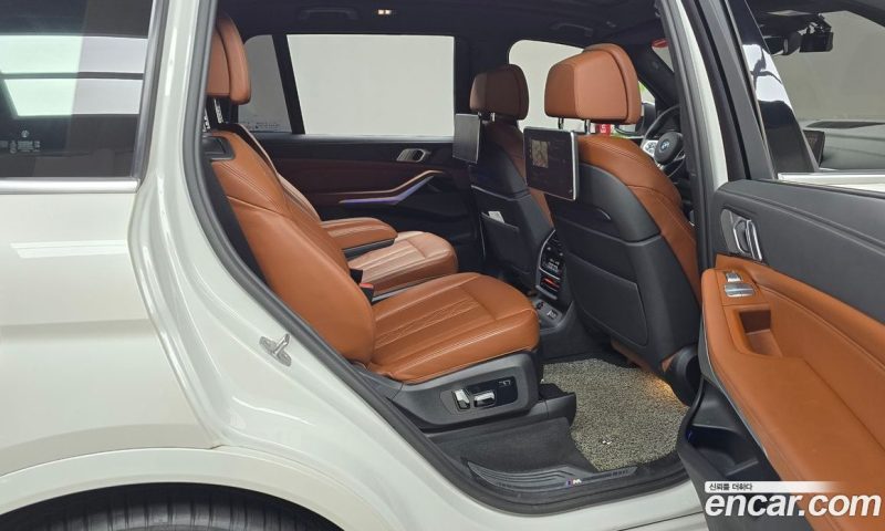 BMW X7 xDrive i40 M Sport 6STR