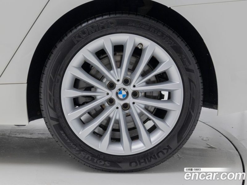 BMW 5-Series i520 Luxury