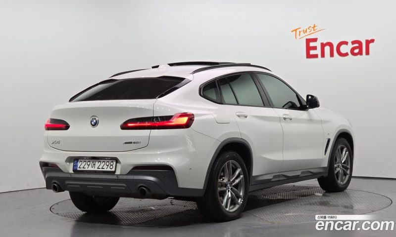 BMW X4 xDrive20i M Sports X Onlile Exclusive Edition