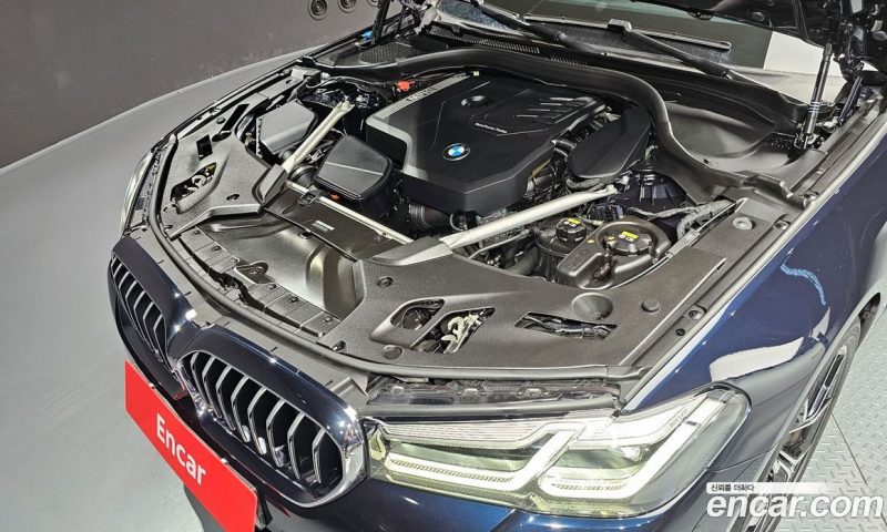 BMW 5-Series i530 M Sport Package