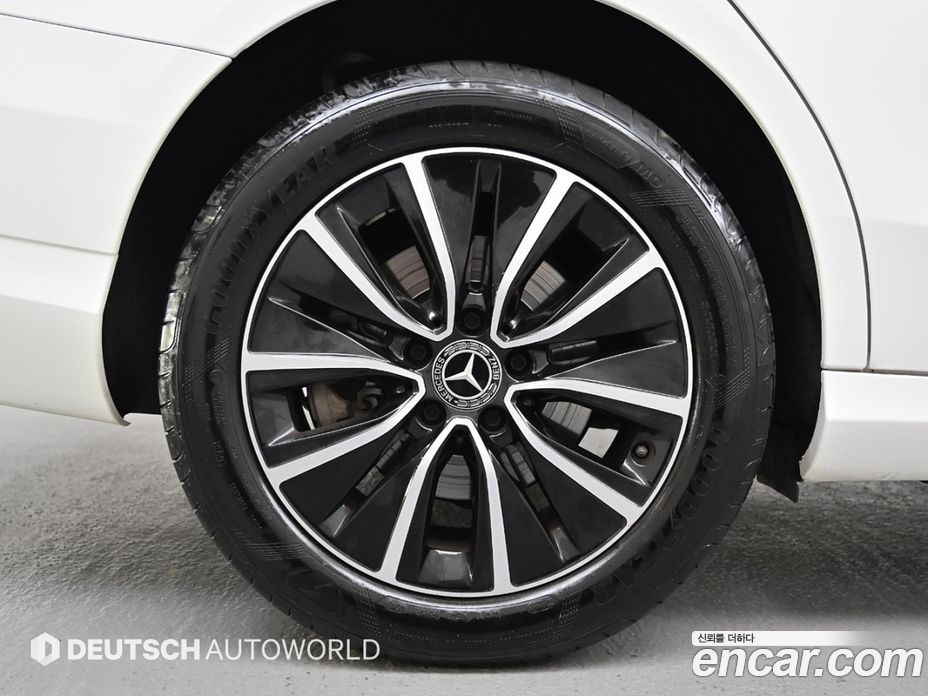 Mercedes Benz C-Class C200