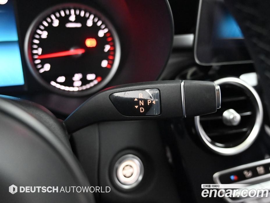 Mercedes Benz C-Class C200