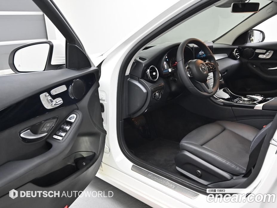 Mercedes Benz C-Class C200