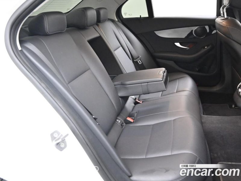 Mercedes Benz C-Class C200