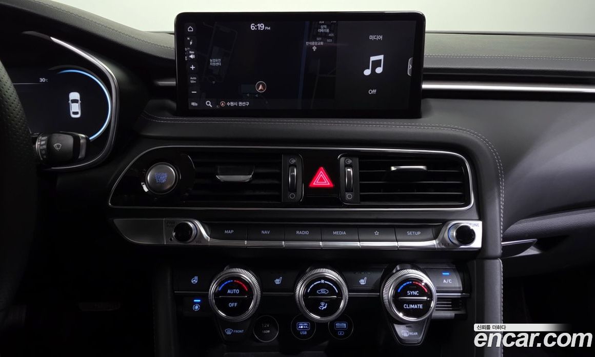 Genesis G70 Diesel 2.2 2WD