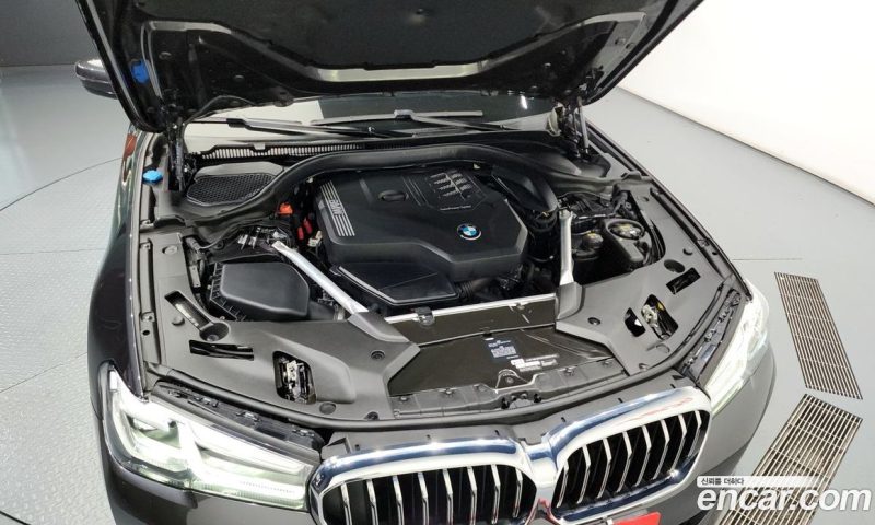 BMW 5-Series i520 Luxury