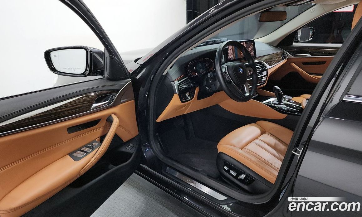 BMW 5-Series i520 Luxury