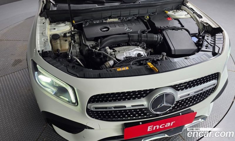 Mercedes Benz GLB-Class GLB250 4MATIC