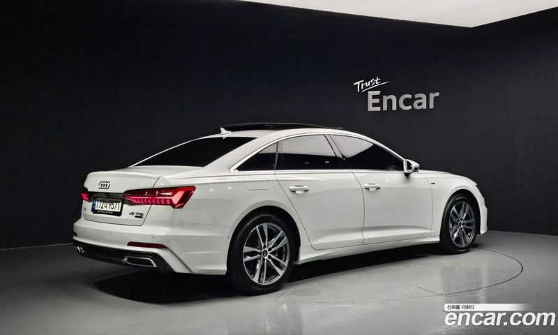 Audi A6 45 TFSI Quattro Premium