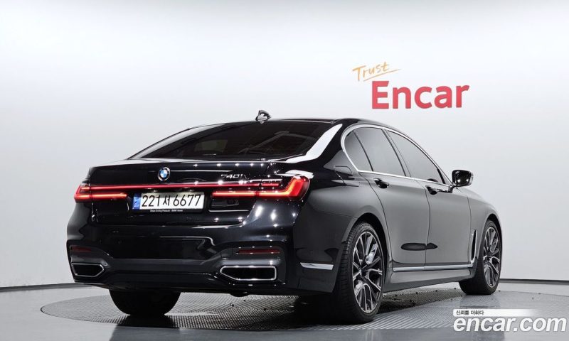 BMW 7-Series i740 M Sport