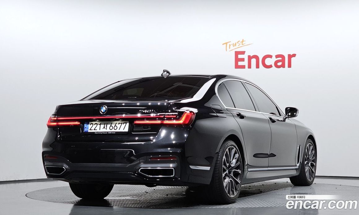 BMW 7-Series i740 M Sport